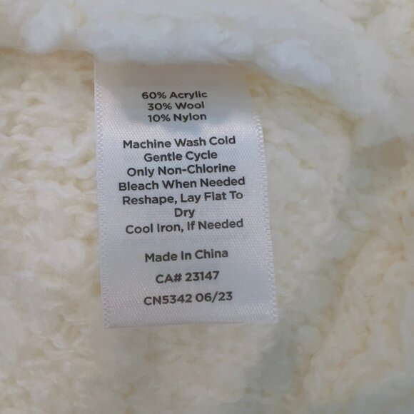 Talbots Ivory Bouclé Wool Blend Cardigan Sweater | Large - Picture 6 of 9